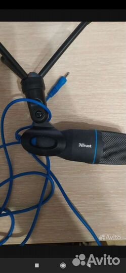 Микрофон trust