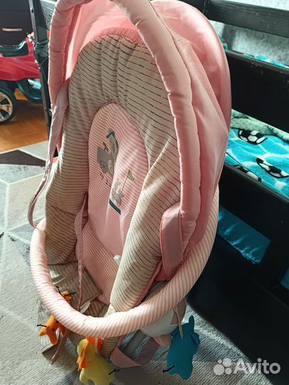 Шезлонг детский