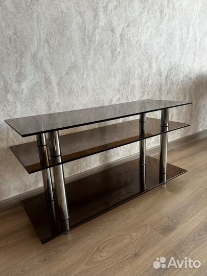 Полка под телевизор новая