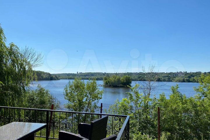 3-к. квартира, 109 м², 3/16 эт.