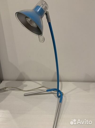 Лампа настольная