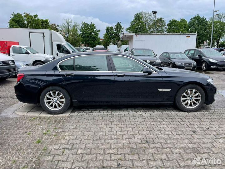 BMW 7 F01 F02 2008-2015г на запчасти