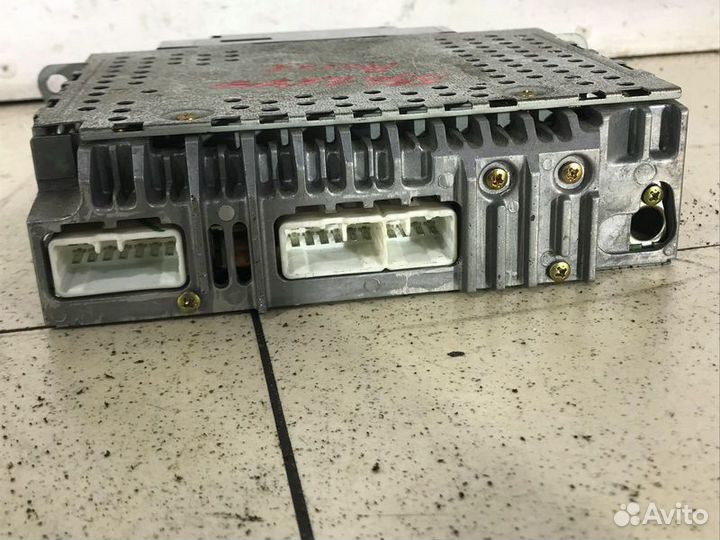 Блок управления магнитолой