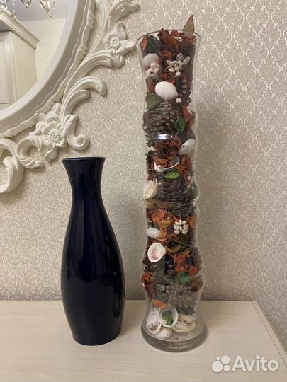 Вазы декоративные и статуэтки разных времен