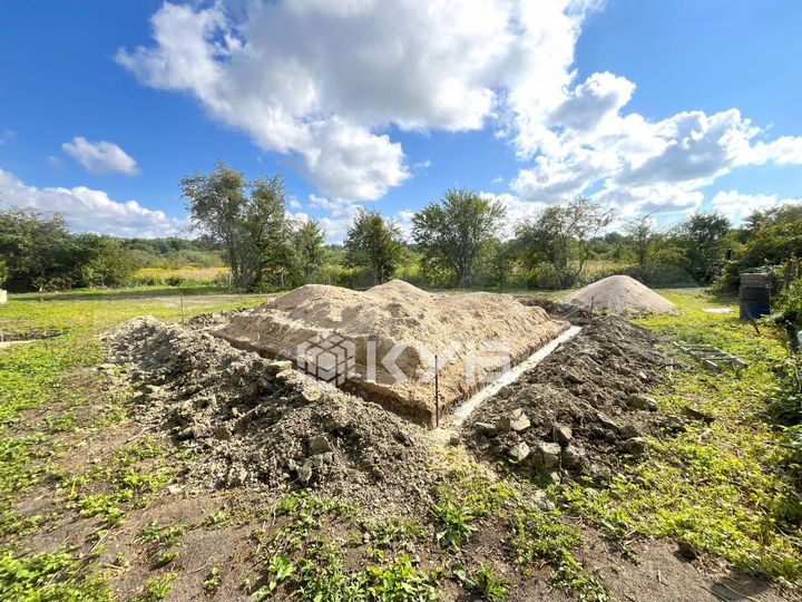 Участок 3,7 сот. (СНТ, ДНП)