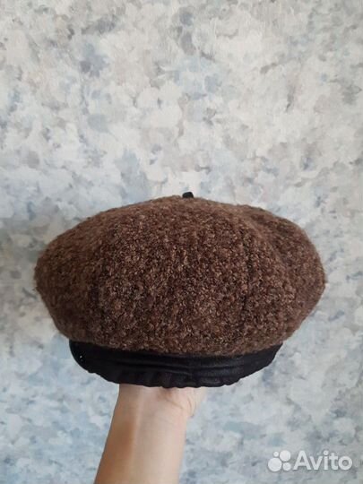 Женский берет