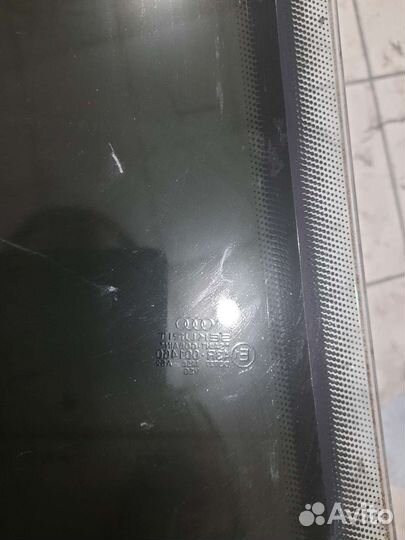 Стекло двери заднее левое ауди А8