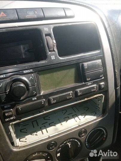 Магнитола штатная Toyota Avensis 2000