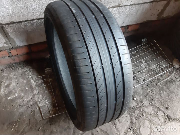 Continental ContiSportContact 5 235/40 R19 96Y