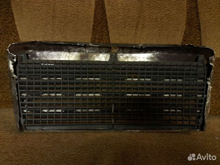 Решетка радиатора mercedes w124