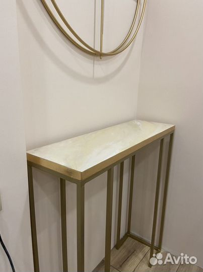 Консольный стол, консоль, столик в коридор