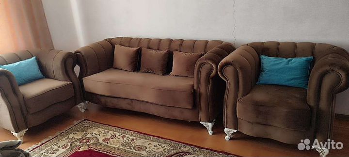 Новый Диван и 2 кресла. Холл
