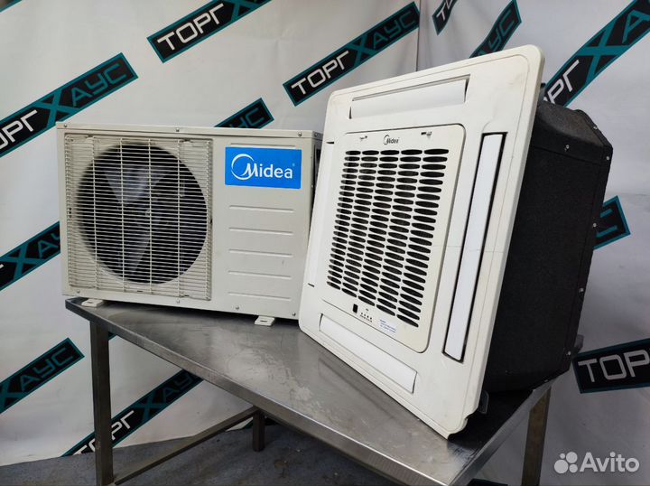 Кондиционер Midea MCA3-12HRN1-Q1 / MOU-12HN1-Q