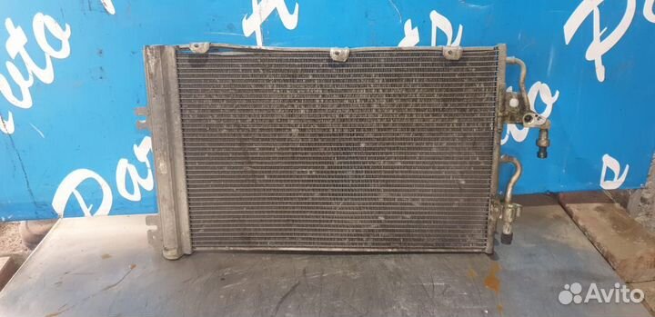Радиатор кондиционера Опель Зафира Б