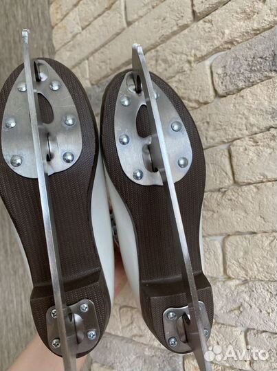 Коньки для девочки