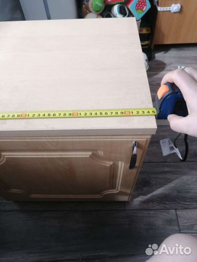 Тумба прикроватная