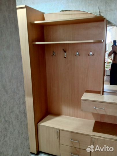 Прихожая и шкаф бу