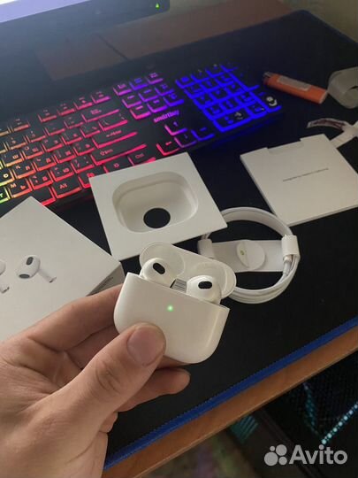 AirPods 3, Оригинальные