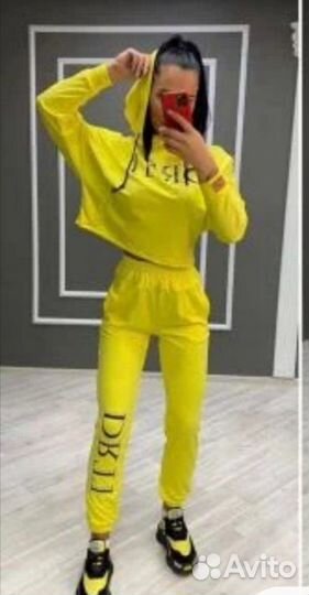 Спортивный костюм новый