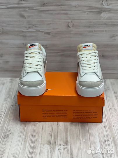 Кроссовки Nike Blazer