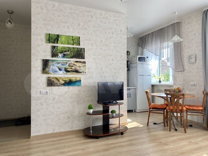 2-к. квартира, 40 м², 2/3 эт.