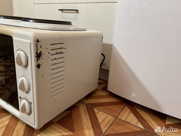 Электроплита с духовкой