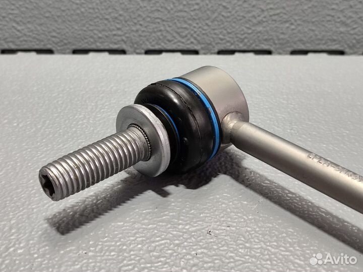 Стойка стабилизатора передняя Range Rover, LR