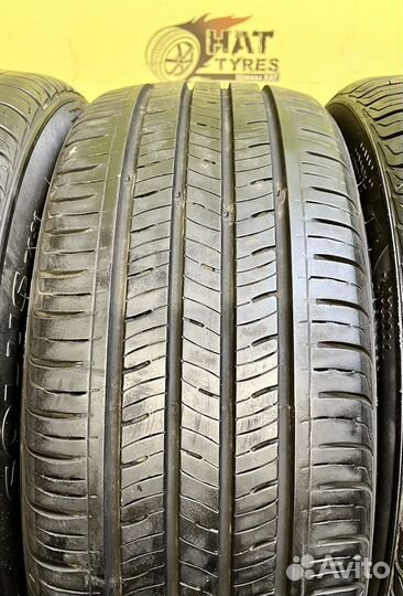 Kumho Solus TA31 215/50 R17 95V