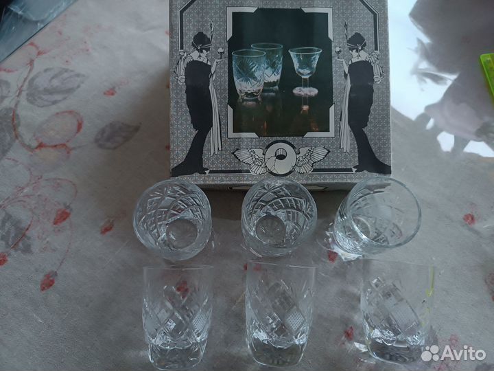 Хрустальные рюмки