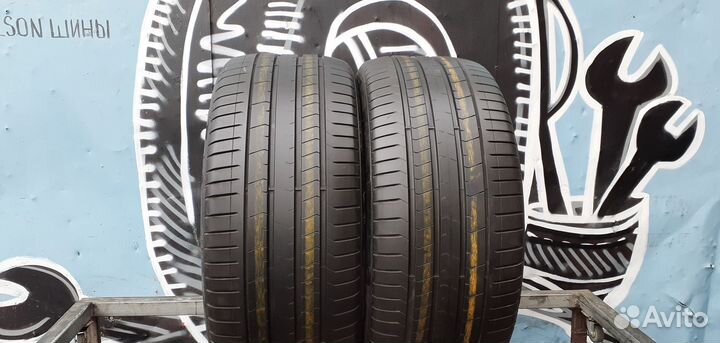 Pirelli P Zero PZ4 275/40 R19