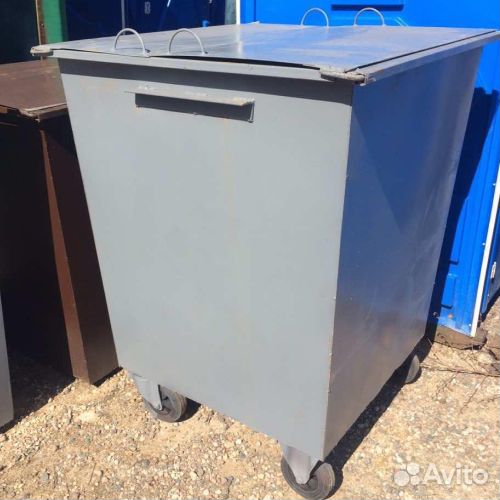 Контейнер для мусора 0.75 м3 с крышкой, на колёсах