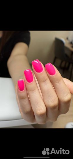 Маникюр и педикюр