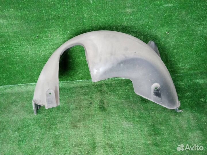 Подкрылок задний левый Bmw X3 E83 M54B30