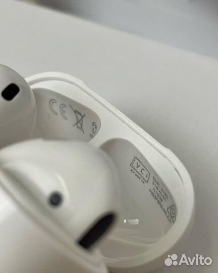 AirPods 2 LUX