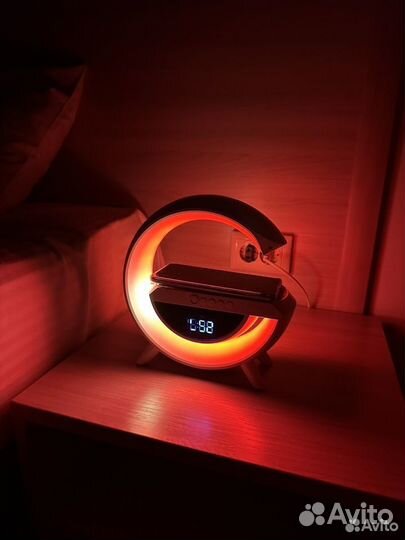 Светильник ночник беспроводная зарядка 6 в 1