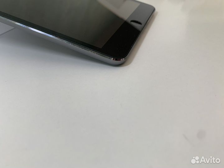 iPad mini 2 на 32gb wi-fi + cellular