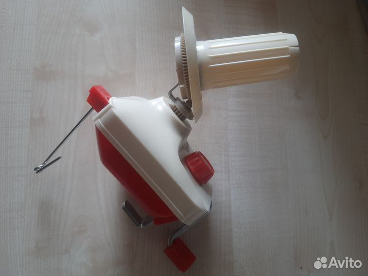 Моталка для пряжи ручная