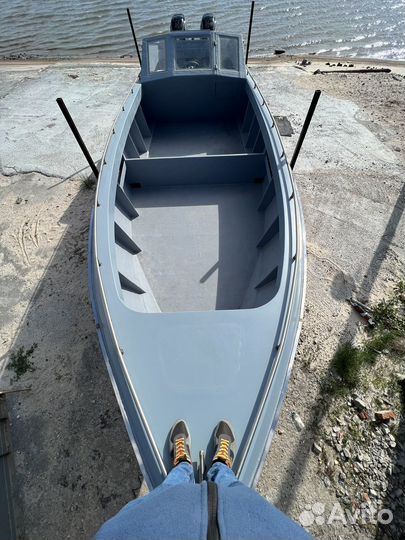 Катер 10 метров Ambasador