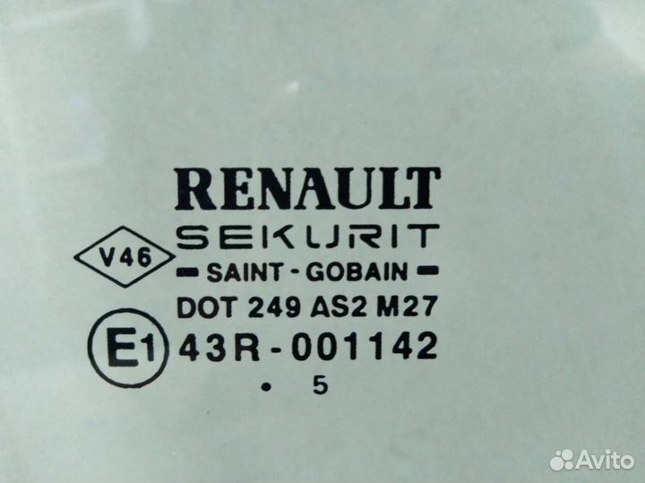 Стекло двери задней правой Renault Megane 2 2002-2