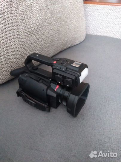 Видеокамера Panasonic HC-X2000
