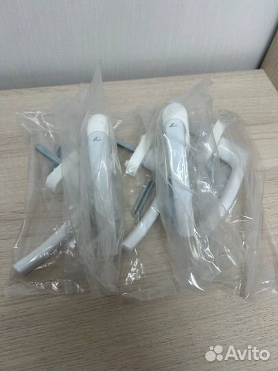 Ручка оконная Roto Line