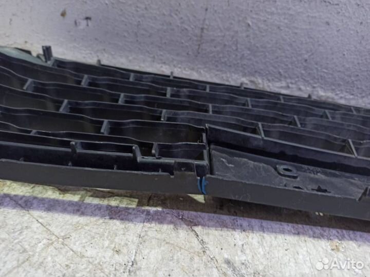 Решетка бампера Митсубиси