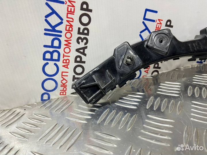 Кронштейн бампера Kia Ceed ED