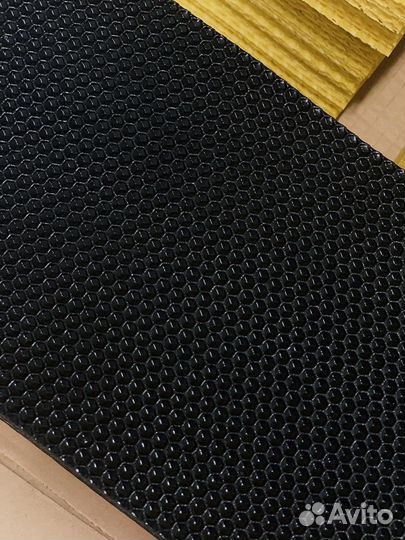 Черная цветная вощина