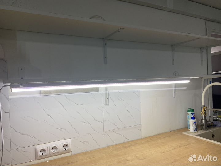 Полка настенная бу