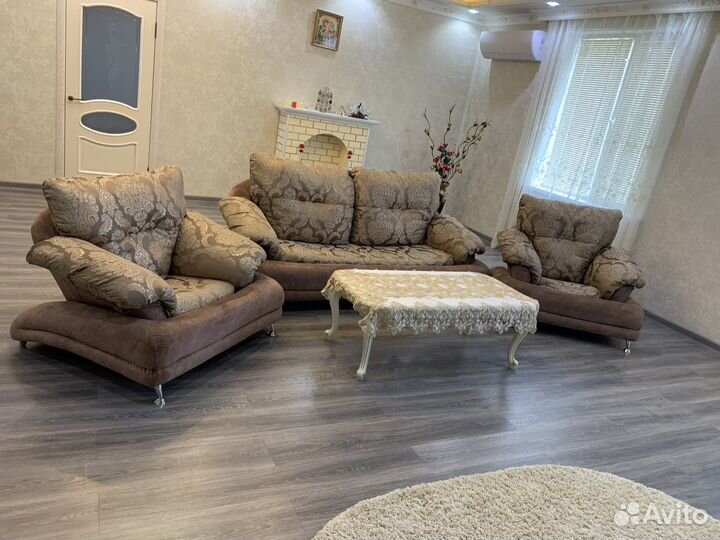 Диван и 2 кресла бу