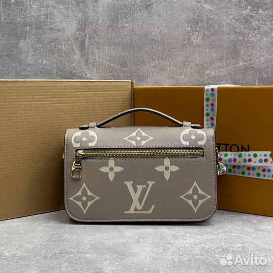 Сумка Louis Vuitton