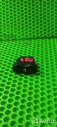 Кнопка стеклоподъемника Nissan Almera (G15) III (2