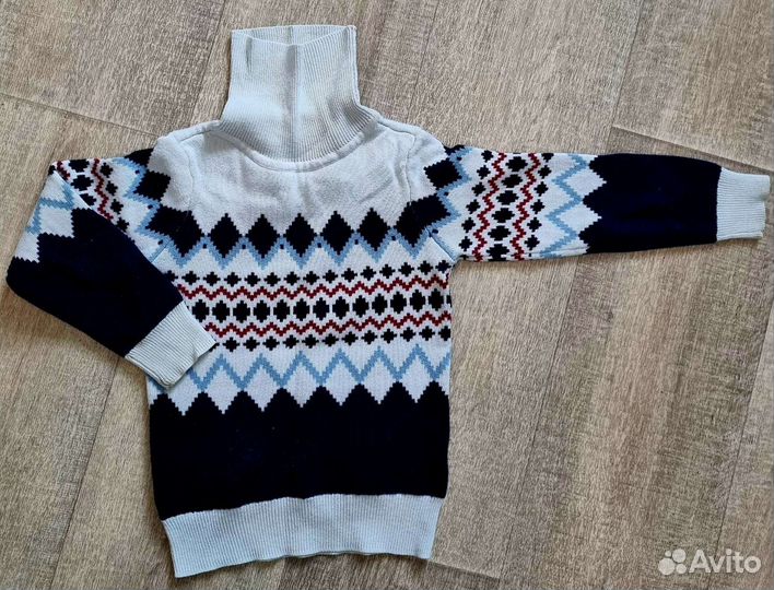 Свитер.Джемпер детский 98 размер