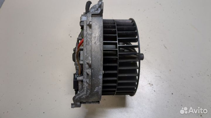 Двигатель отопителя Mercedes S W140, 1996